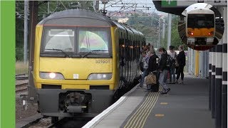 Trains at Wakefield Westgate