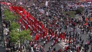 Thousands mark May Day at iconic Istanbul square