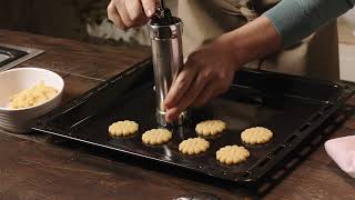 2720   Classic Biscuit Press   PROMO