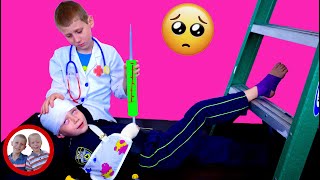 Doctor set toys | Ladder accident! | Mike and Jake pretend play| Doctor kit  डॉक्टर सेट  العاب دكتور