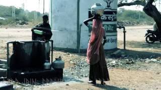 Indian Village Life || Rajasthan Village Woman filling Water Pot