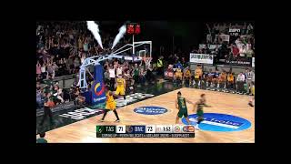 DUNK OF THE YEAR JOSH ADAMS IN THE  TASMANIAN JACKJUMPERS FIRST EVER NBL GAME