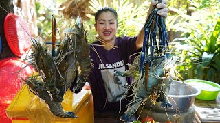 Happy New Year 2025 : Giant River shrimp cooking - Yummy Tom yum shrimp cooking