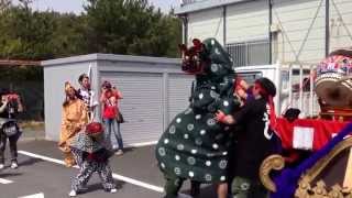 20140503女川町熊野神社例大祭きぼうのかね商店街での獅子振り