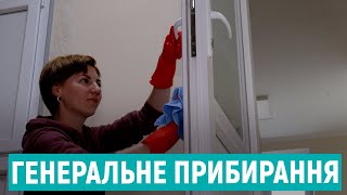 У Рівному волонтери влаштували генеральне прибирання у відділення дитячої лікарні