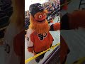 @grittynhl+saw+a+crumb+in+the+stands+wearing+a+@njdevils+shirt+on +++@s morty pants+Crumb+ +@duncan