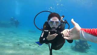 Youngest scuba diver ever - 8 years old (10 feet dive)