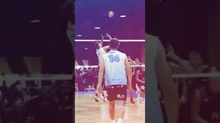 Confuse blockers 😂🤣😂🤣 volleyball 🤣 distract blockers 😂🤣 set set spike 😂#shorts #volleyball #volley
