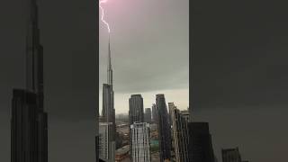 Lightning Strikes Burj Khalifa #shorts