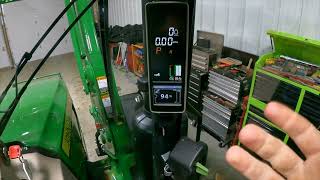 John Deere 5R Instrument Display,  How To Navigate And Adjust The Settings   4K