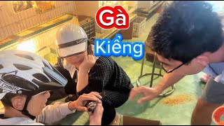 Thiên Pet đón hai bạn trẻ đến nhà ủng hộ gà tre thái, gà kiểng