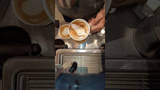 How to make a latte art tutorial ☕🤔🤔#coffee leaves design 🤔#barista #coffeelover #latteart #shorts