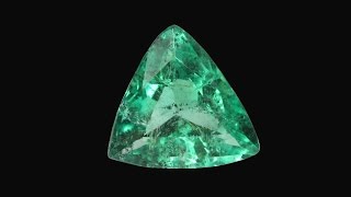 Trillion Cut 6.22 Carat Beautiful Natural Colombian Emerald Forest Green Gem