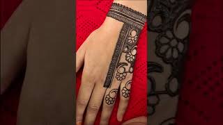Good mehndi design| Cute and Simple Mehndi Design Ideas For Girls Tattoo Style Mehndi Design