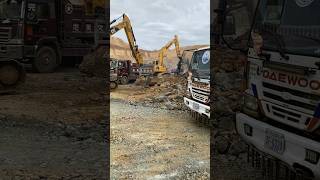 A lot of stone #best #short #video #excavator #cuttingskills #foryou #share