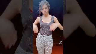 ශෂී නිශාදිගේ රාතු පාට එක 😱 shashi nishadi new #shashinishadidance #shorts #shashi