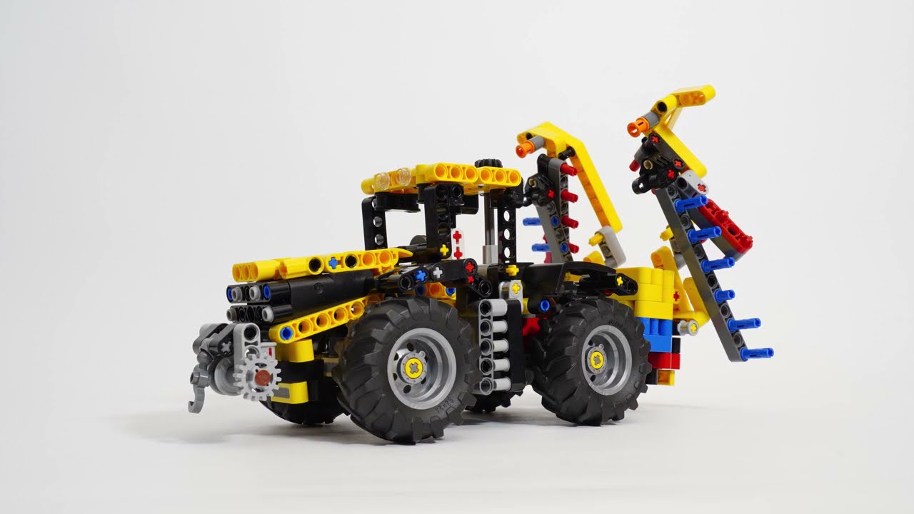 Lego Technic JCB Fastrac 8330 Tractor With Attachments - 42122 Jeep ...