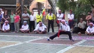 104年西港香科 溪南寮興安宮金獅陣 蒞臨佳里南勢九龍殿 表演(HD)