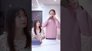 Ủa? Không xin mà có coca!