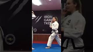 Are You Scared of this Female Taekwondo Black Belt？