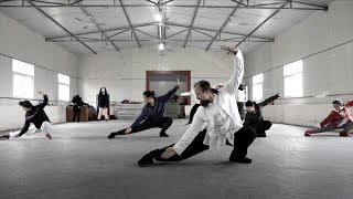 Meet the American Kungfu coach in China's Kungfu academy