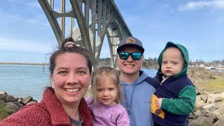 Family Adventures to Newport Oregon | Clamming | Food Reviews | Shucking Oysters