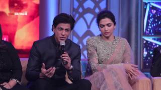 Shahrukh Khan Speaks For Deepika Padukone About Her Cleavage Controversy