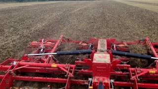 John Deere 8360R  Vaderstad 6m Topdown.