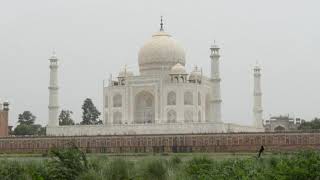 Top News - Pa koment, frika nga coronavirusi: India mbyll Taj Mahal-in