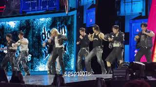 241214 Stray Kids dancing Walkin On Water @ DominATE BANGKOK