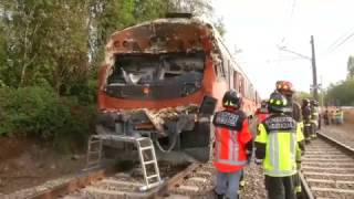 Dramatic crash between truck and train caught on camera in Chile | firefighting