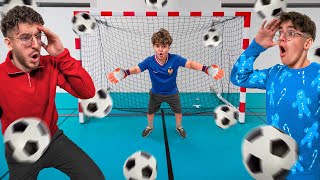 MON PETIT FRÈRE FINI MEILLEUR GARDIEN A SON TOURNOIS DE FOOT ?! IL NOUS A TOUS CHOQUÉ !