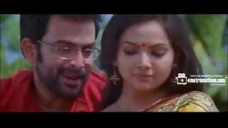 Chemparathi Kammalittu Manikyakallu Song