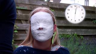 Een masker maken (van gipsverband)