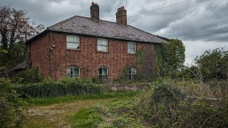 HAUNTED ABANDONED HOUSE FOUND IN THE WOODS! FAMILY STILL HAUNTS THIS ABANDONED MANOR