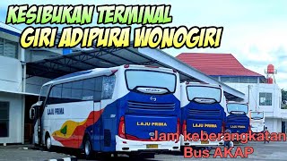 Kesibukan diterminal Giri Adipura Wonogiri