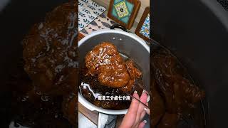 这个凉拌牛肉的做法比烧开水复杂一点但不多～