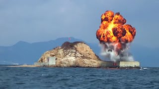 岩国沖の｢姫小島｣で大爆発！航空ショーの予行演習(岩国フレンドシップデー2015)