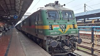 [6 IN 1] 20 COACHES VANDE BHARAT + PT DDU KUMBHAMELA SPL + PALASA PASSENGER BOKARO + HWH-SMVT + LTT