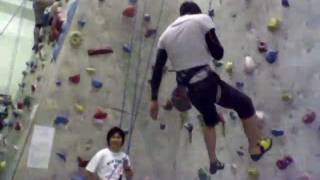 T-WALL climbing gym 2