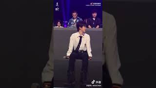 Lưu Vũ là đồ đáng yêu 《 Fancam Ai là ca sĩ bảo tàng》