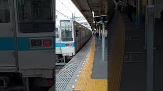 警笛をならして回送列車発車　春日部駅