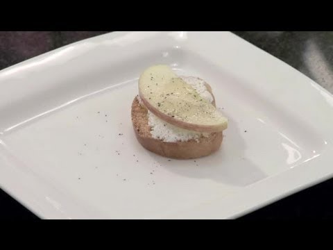 Apple Goat Cheese Bruschetta Recipe