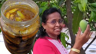 North Indian Style Mango Pickle Recipe-மாங்காய் சீசனில் ஊறுகாய் இப்படி செய்யுங்கள் சூப்பராயிருக்கும்