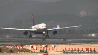 AMERICAN 767-300W and DELTA A330-300 IMPRESSIVE TAKE-OFF BARCELONA-EL PRAT [HD720p]