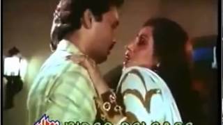 Dimple kapadia boobs pressed in mouth