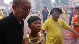 20180915台南新營太子宮中壇元帥聖誕千秋香期進香團桃園八德華龍宮中壇元帥聖駕#二位乩童操法寶血腥十八禁#官將首坐炮#裝扮可愛的太子含奶嘴拜禮動作純熟真讚