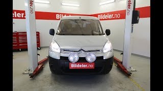 Citroen Berlingo / Peugeot Partner II: Hvordan bytte bremser foran - 2008 til 2018 mod.