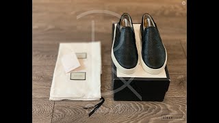 #QD0141 - Gucci Black 'Signature' Slip-On (43) 🐿