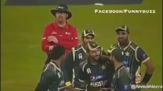 Top 10 Funny Moments of Pakistan Players in Cricket # 2017